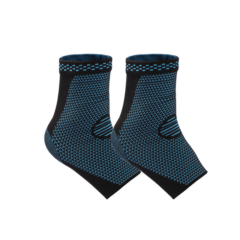 Kupferfarbene Strickbandage fürs Sprunggelenk