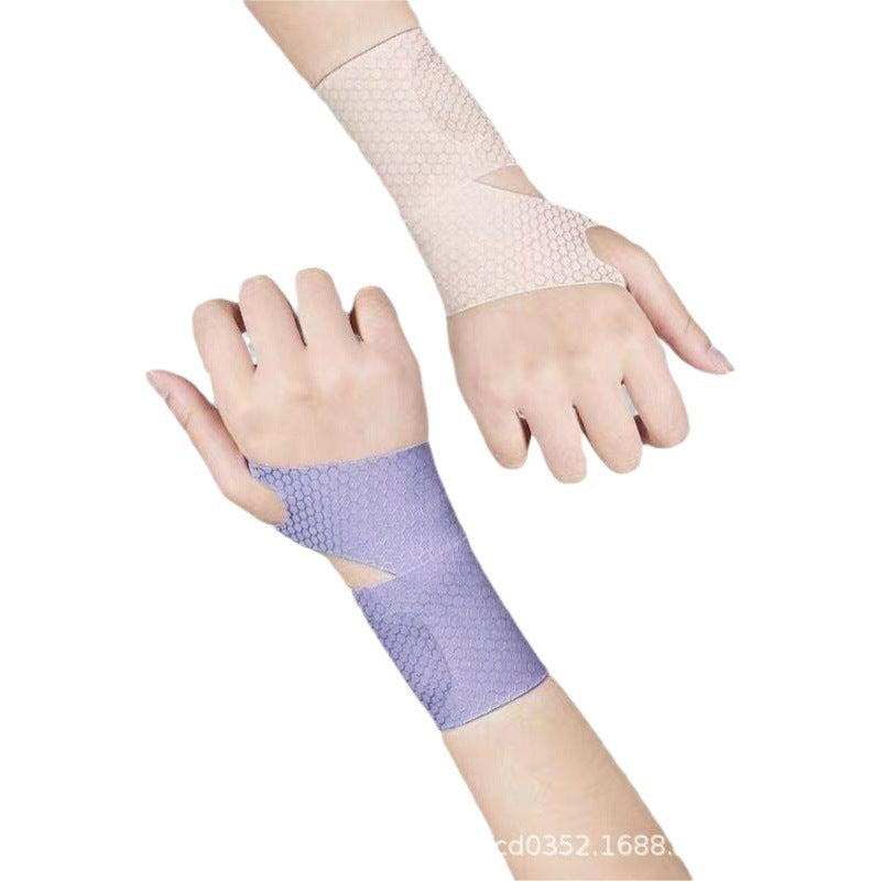 Perforierte Handgelenkbandagen mit Daumenöffnung