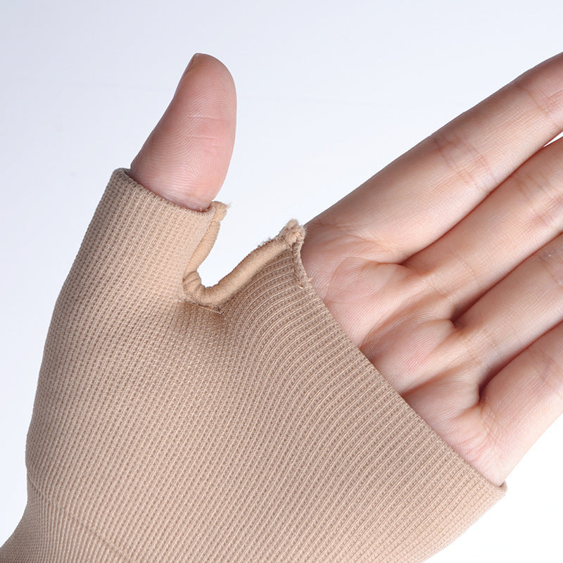 Schwarze Stützbandagen für Hand und Handgelenk