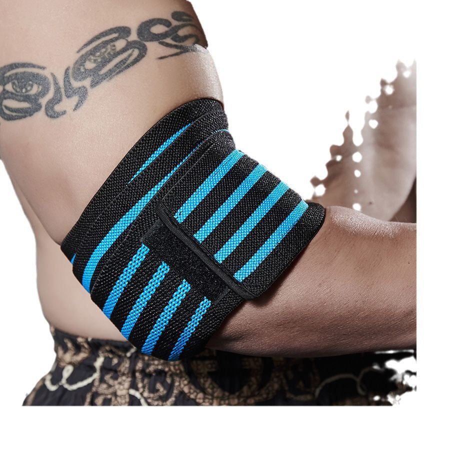 Verstellbare Ellenbogenbandage mit blauen Streifen