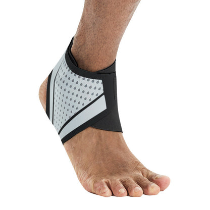 Perforierte Knöchelbandage mit Kreuzwicklung