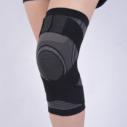 Kniebandage mit Kreuzgurt und orangefarbenem Rand